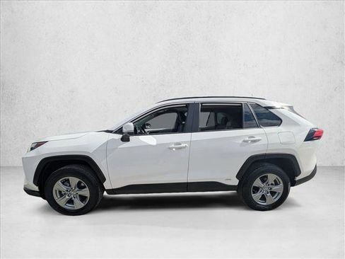 Used 2023 Toyota RAV4 XLE image 9