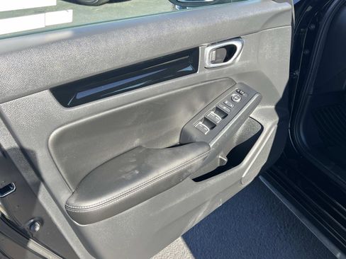 Used 2023 Honda Civic EX-L image 6