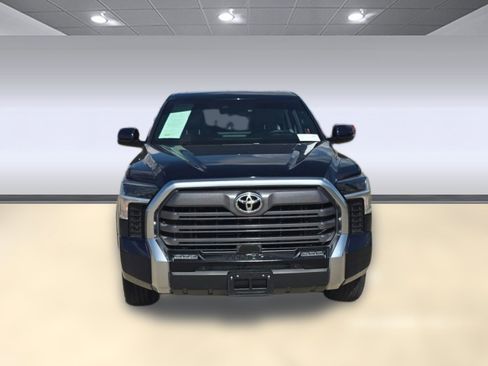 Used 2025 Toyota Tundra Limited w/ Power Package AWD/4WD image 6