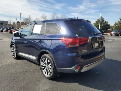 Used 2019 Mitsubishi Outlander SE image 6