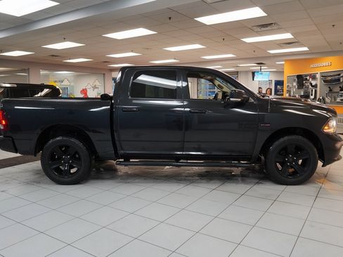 Used 2016 RAM 1500 Sport w/ Black Ram 1500 Sport Group image 12