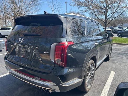 Used 2024 Hyundai Palisade Calligraphy image 7