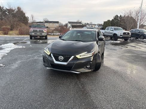 Used 2020 Nissan Maxima SR w/ Sport Mat Group image 4