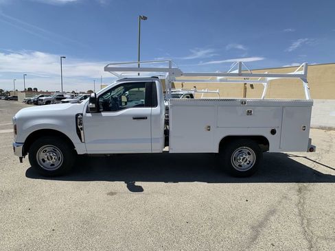 New 2025 Ford F350 XL w/ XL Chrome Package RWD image 4
