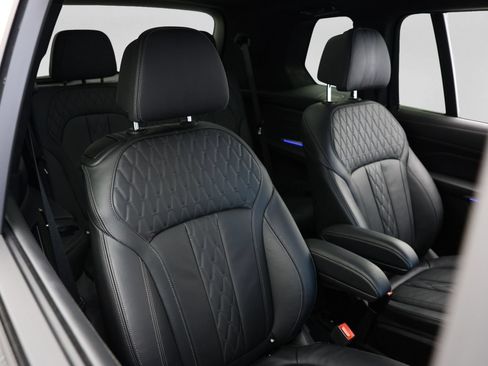 Used 2024 BMW ALPINA XB7 AWD/4WD image 15