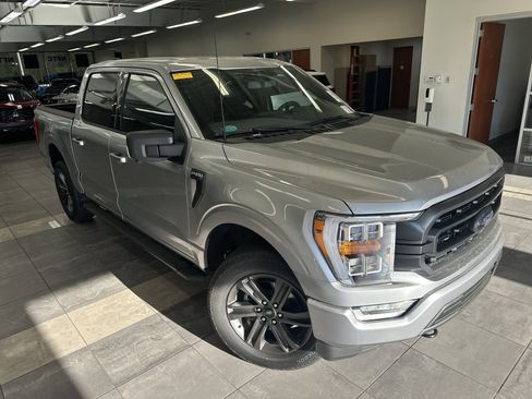 Used 2022 Ford F150 XLT w/ Equipment Group 302A High image 10