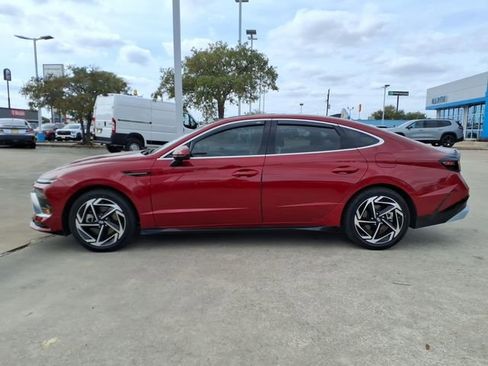 Used 2024 Hyundai Sonata SEL w/ Convenience Package image 8