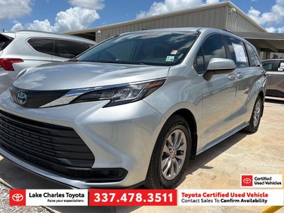 Certified 2023 Toyota Sienna LE