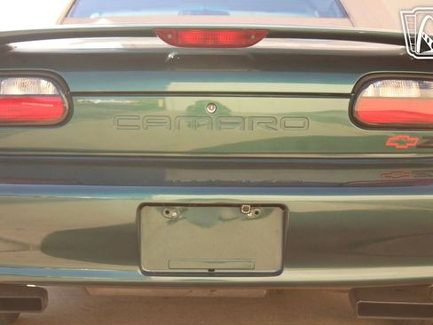 Used 1995 Chevrolet Camaro Z28 image 38