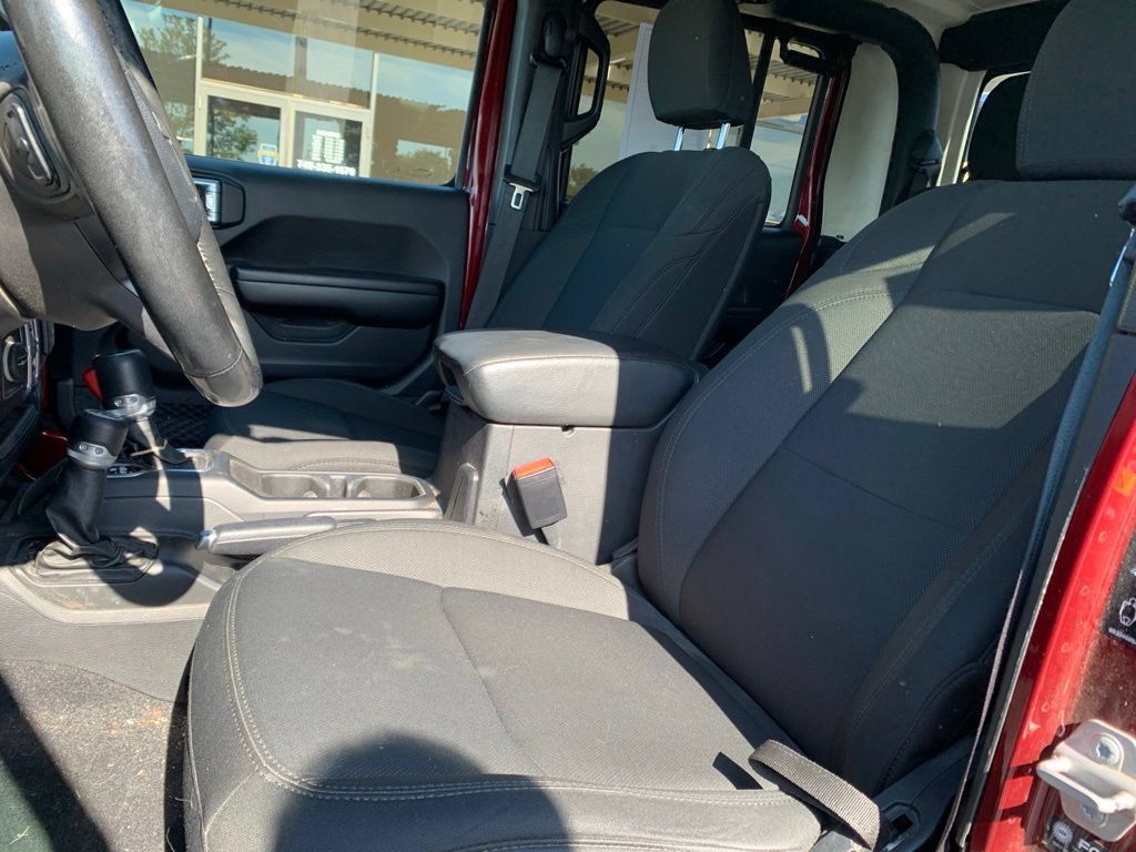 Used 2021 Jeep Gladiator Sport AWD/4WD image 21
