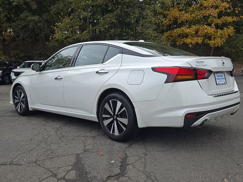 Used 2021 Nissan Altima 2.5 SL image 4