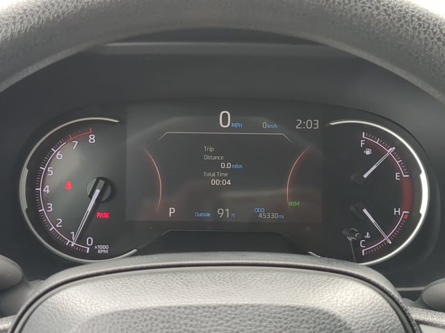 Used 2025 Toyota RAV4 XLE w/ Convenience Package FWD image 32