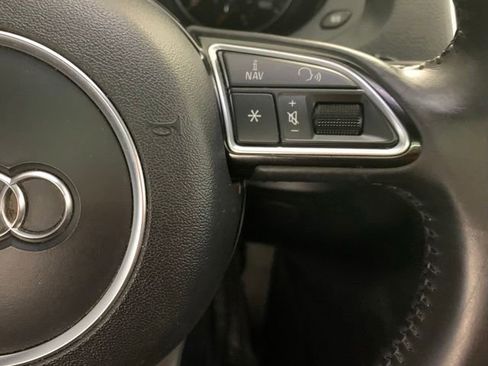Used 2016 Audi Q3 2.0T Prestige w/ Prestige Package AWD/4WD image 22