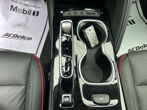 Used 2023 Buick Envision Essence w/ Sport Touring Package image 32