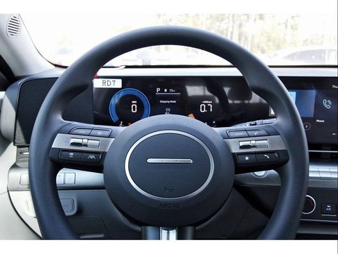 Certified 2026 Hyundai Kona SE FWD image 13