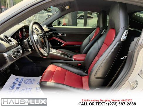 Used 2018 Porsche 718 Cayman RWD image 16