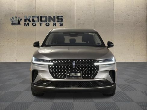 New 2026 Lincoln Nautilus Premier AWD/4WD image 3
