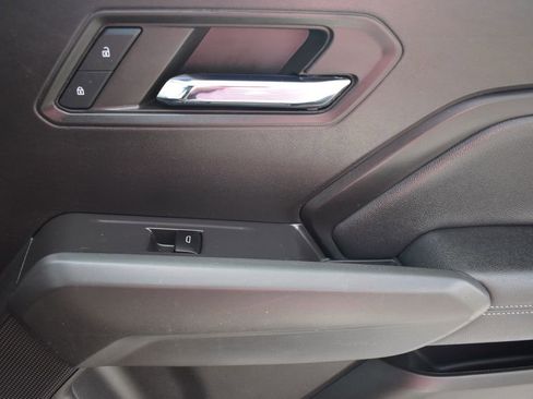 Used 2023 Chevrolet Colorado LT w/ LT Convenience Package II RWD image 19