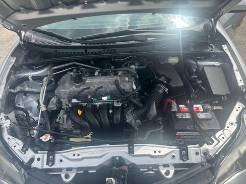 Used 2018 Toyota Corolla LE FWD image 21