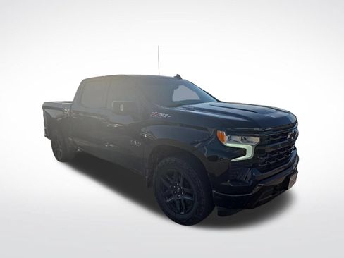 Used 2023 Chevrolet Silverado 1500 RST w/ Texas Edition Plus AWD/4WD image 2