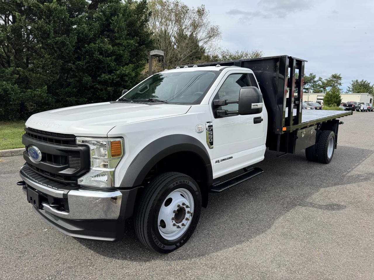 Used 2020 Ford F550 2WD Regular Cab Super Duty image 1