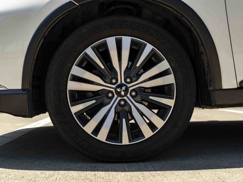 Used 2020 Mitsubishi Outlander SEL FWD image 14