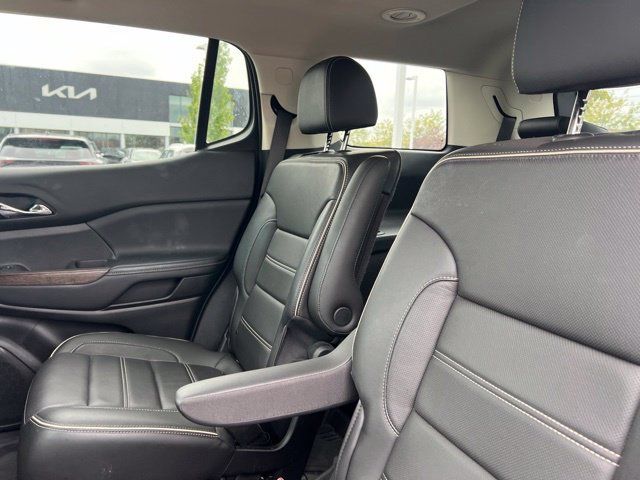 Used 2020 GMC Acadia Denali w/ Technology Package AWD/4WD image 33