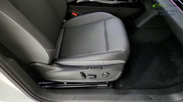 Used 2024 Volkswagen ID.4 Pro S AWD/4WD image 35
