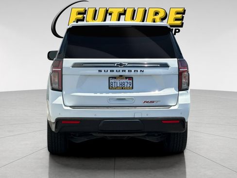 Used 2021 Chevrolet Suburban RST w/ Luxury Package AWD/4WD image 4