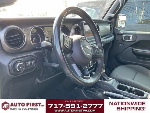 Used 2019 Jeep Wrangler Unlimited Sport S AWD/4WD image 6
