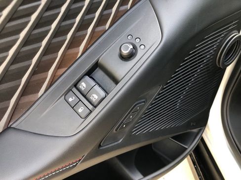 Used 2024 Dodge Charger R/T Scat Pack w/ Plus Group image 11