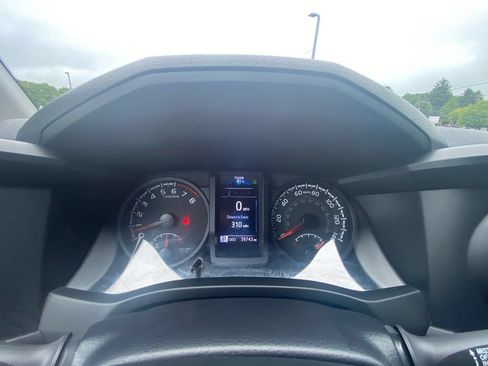 Used 2023 Toyota Tacoma SR AWD/4WD image 16