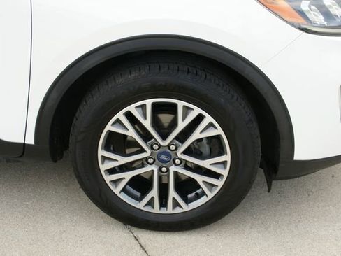 Used 2020 Ford Escape SEL image 8