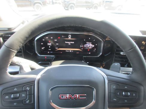 New 2026 GMC Sierra 1500 Elevation AWD/4WD image 18