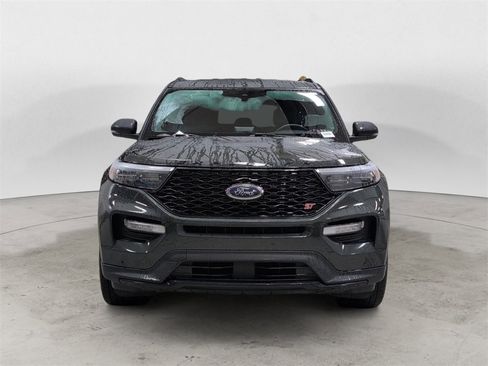 Certified 2023 Ford Explorer ST w/ Technology Package image 16