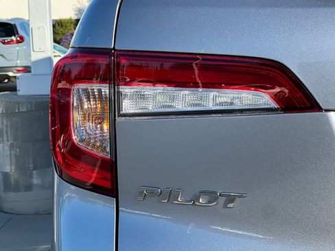 Used 2022 Honda Pilot Special Edition image 12