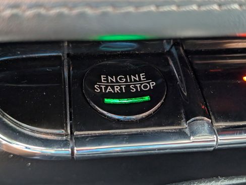 Used 2022 Lincoln Nautilus Reserve image 30