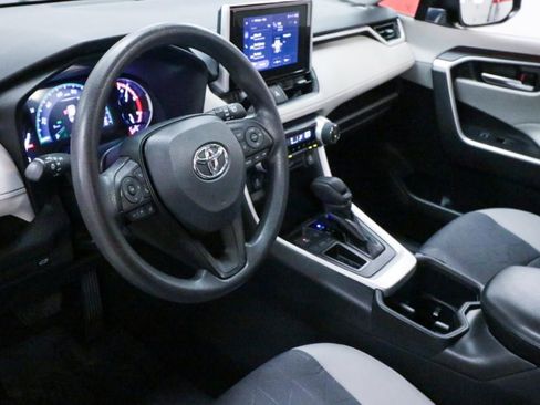 Used 2023 Toyota RAV4 XLE image 20