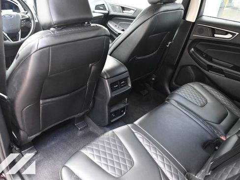 Used 2024 Ford Edge Titanium AWD/4WD image 25