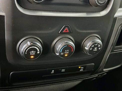 Used 2024 RAM 1500 Warlock AWD/4WD image 24
