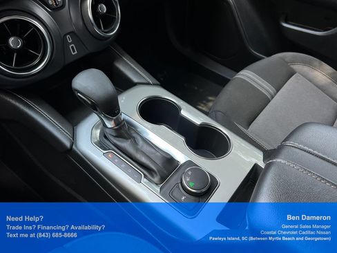 Used 2025 Chevrolet Blazer LT FWD image 38