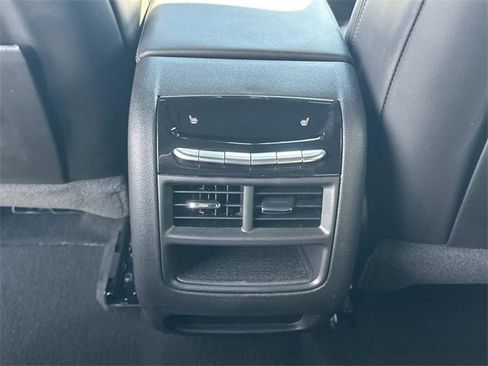 Certified 2023 Cadillac XT5 Sportv w/ Technology Package image 15