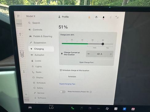 Used 2022 Tesla Model X image 33