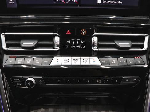 Used 2025 BMW 840i xDrive Coupe image 21