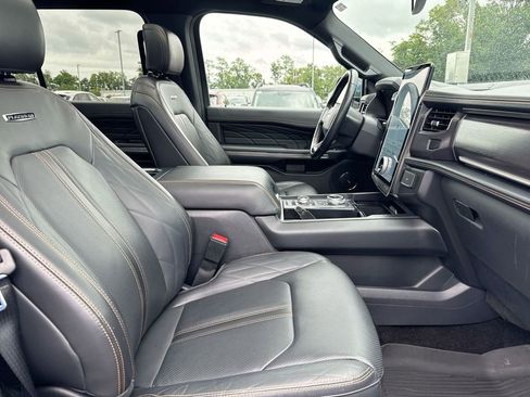 Used 2022 Ford Expedition Max Platinum AWD/4WD image 23