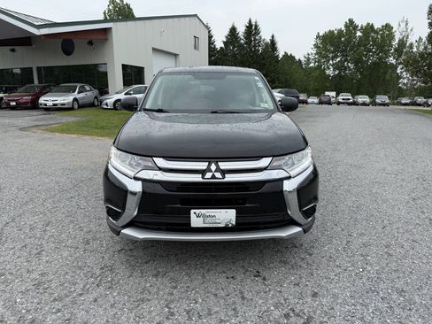 Used 2017 Mitsubishi Outlander ES AWD/4WD image 10