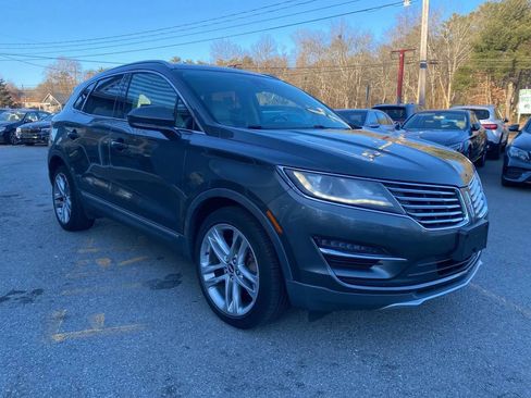 Used 2017 Lincoln MKC Reserve w/ Lincoln MKC Climate Package image 4