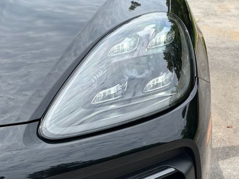 Used 2023 Porsche Cayenne S Platinum AWD/4WD image 15