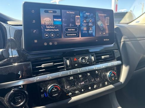 New 2026 Nissan Pathfinder Platinum AWD/4WD image 23
