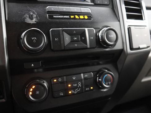 Used 2018 Ford F250 XLT AWD/4WD image 46